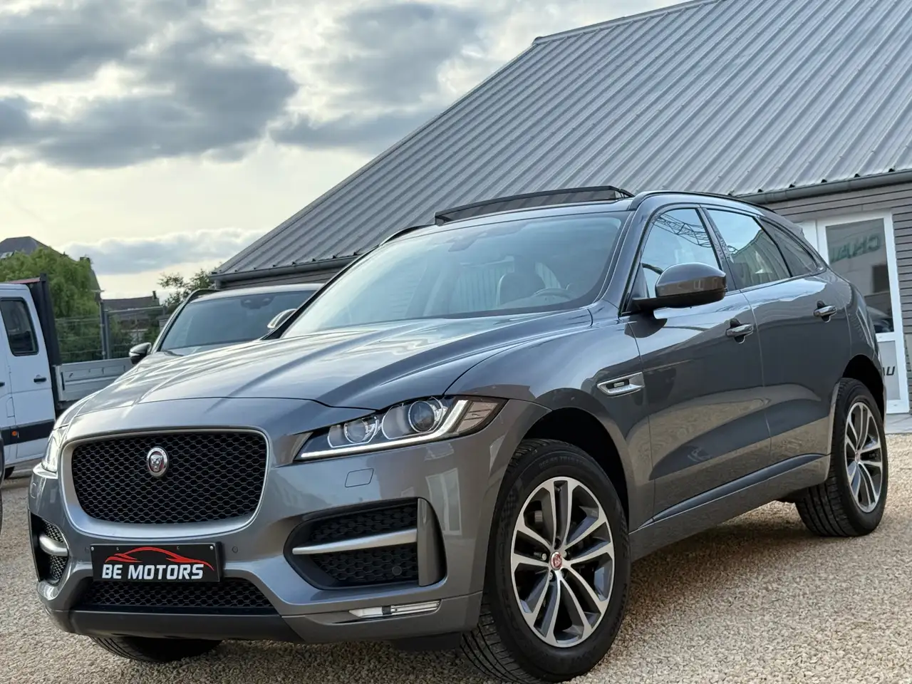 Jaguar F-Pace